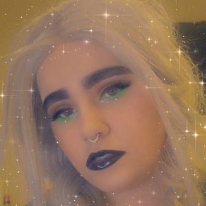 Meet your Posher, Brittney